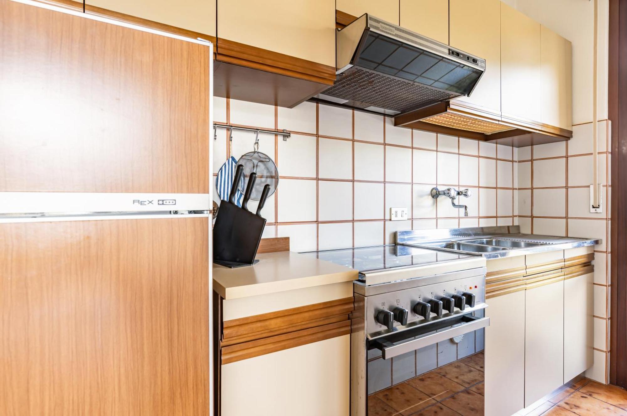 Comfy Apartment With Private Parking Near The Beach! Viareggio Exteriér fotografie