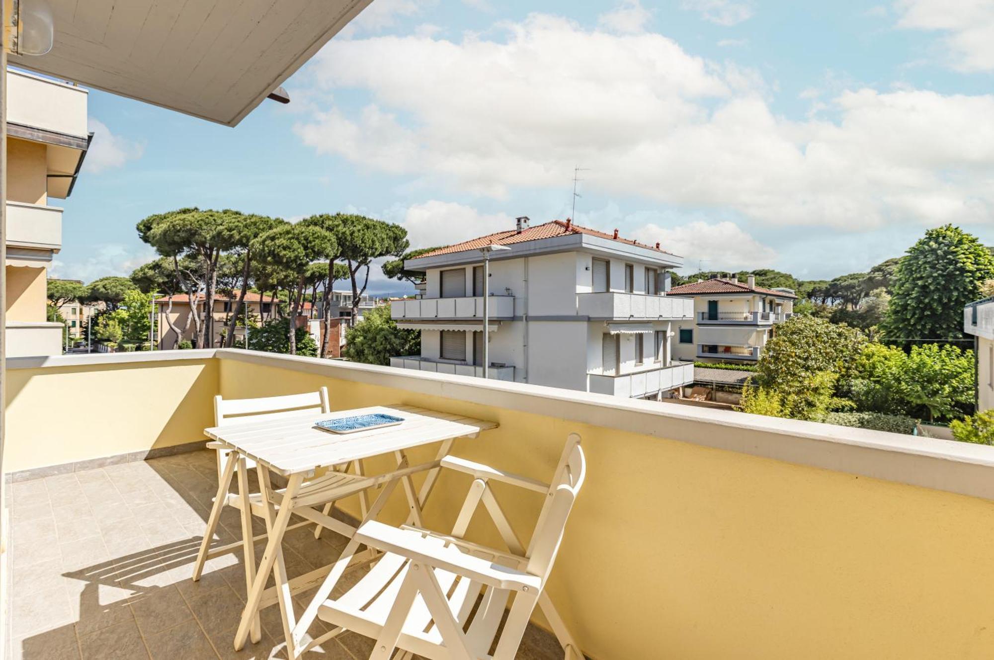 Comfy Apartment With Private Parking Near The Beach! Viareggio Exteriér fotografie